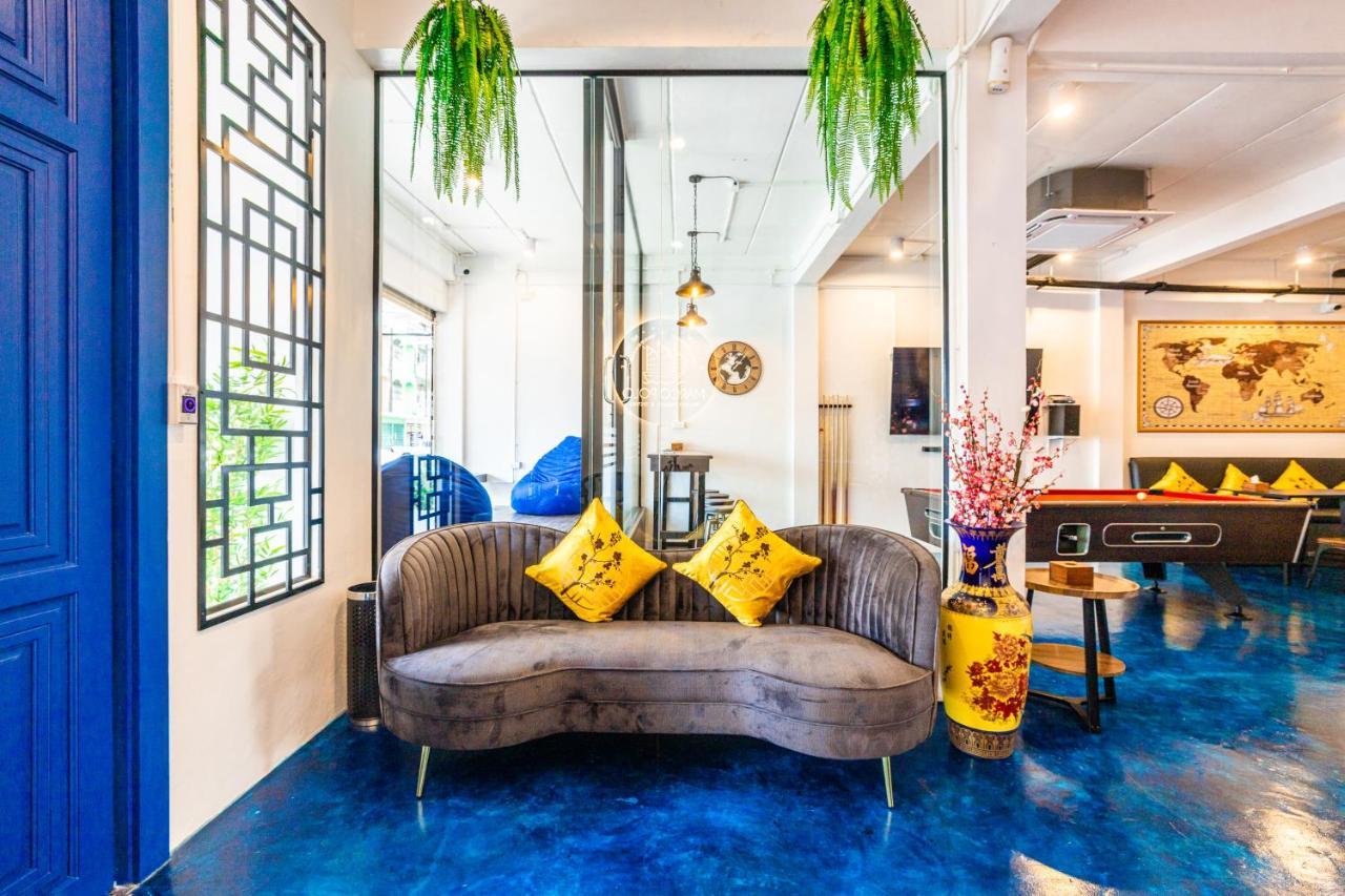 Marco Polo Phuket Poshtel & Bistro Hostel Екстериор снимка