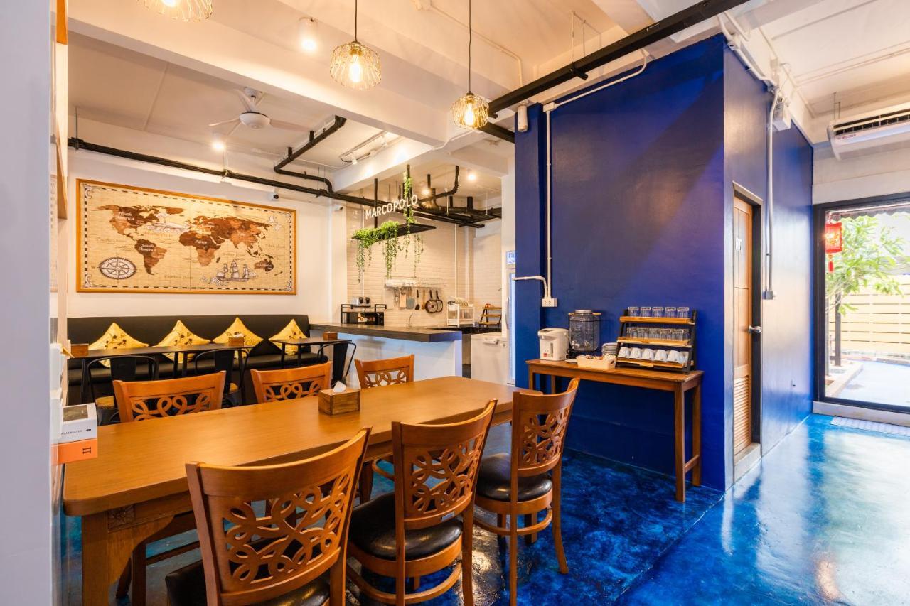 Marco Polo Phuket Poshtel & Bistro Hostel Екстериор снимка