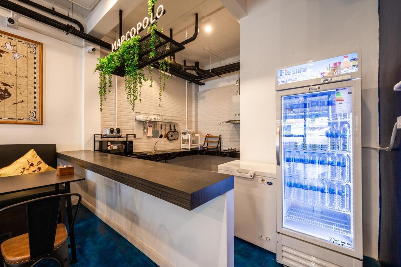 Marco Polo Phuket Poshtel & Bistro Hostel Екстериор снимка