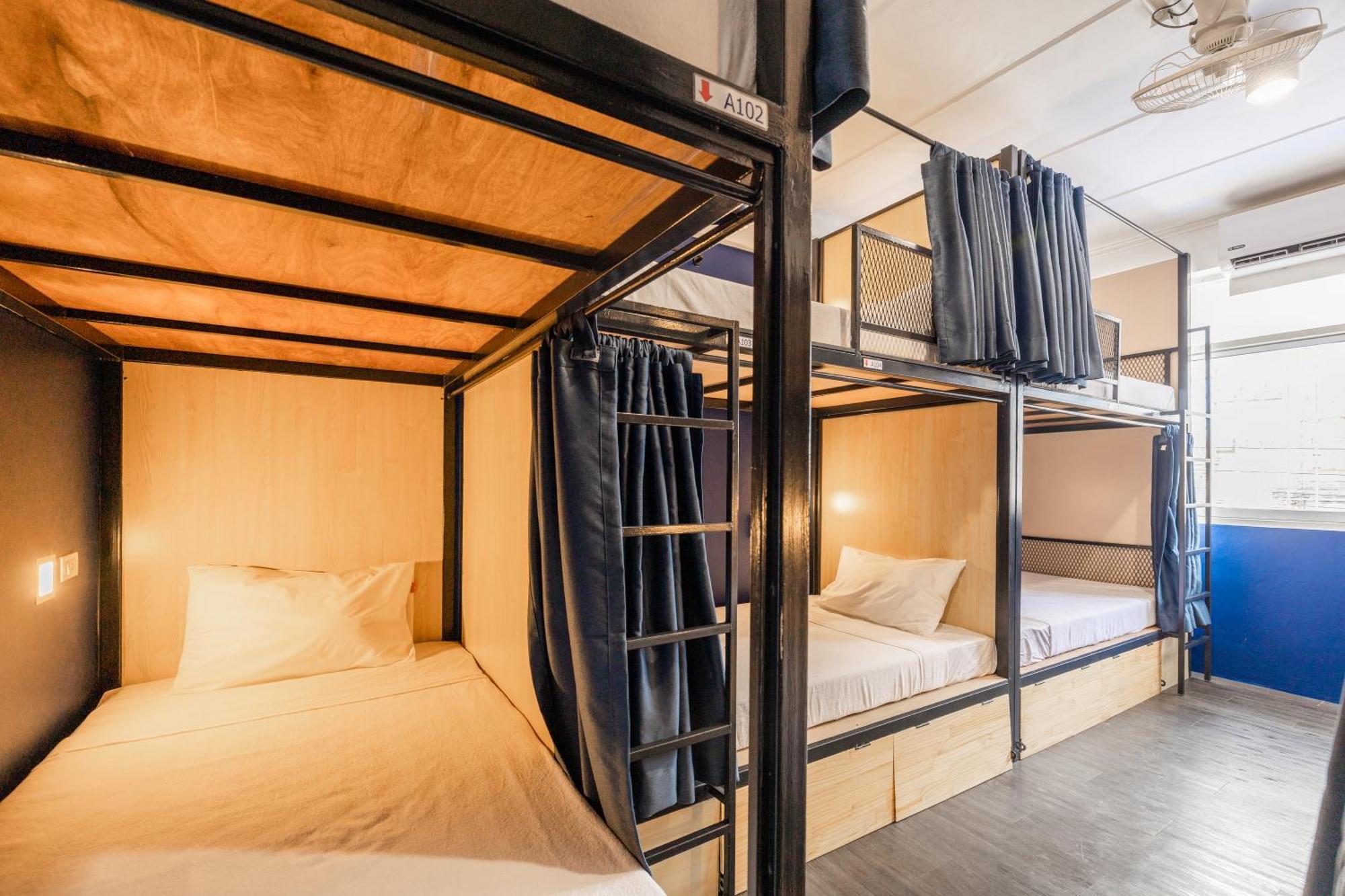Marco Polo Phuket Poshtel & Bistro Hostel Стая снимка