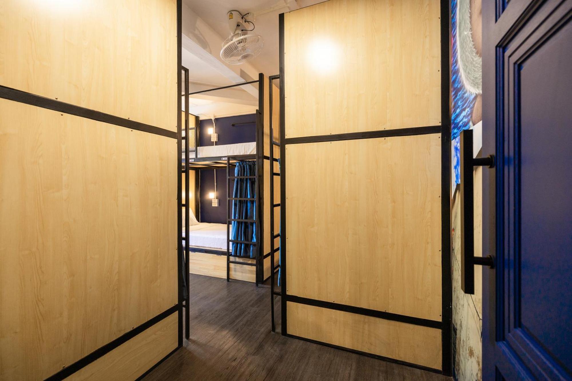 Marco Polo Phuket Poshtel & Bistro Hostel Стая снимка