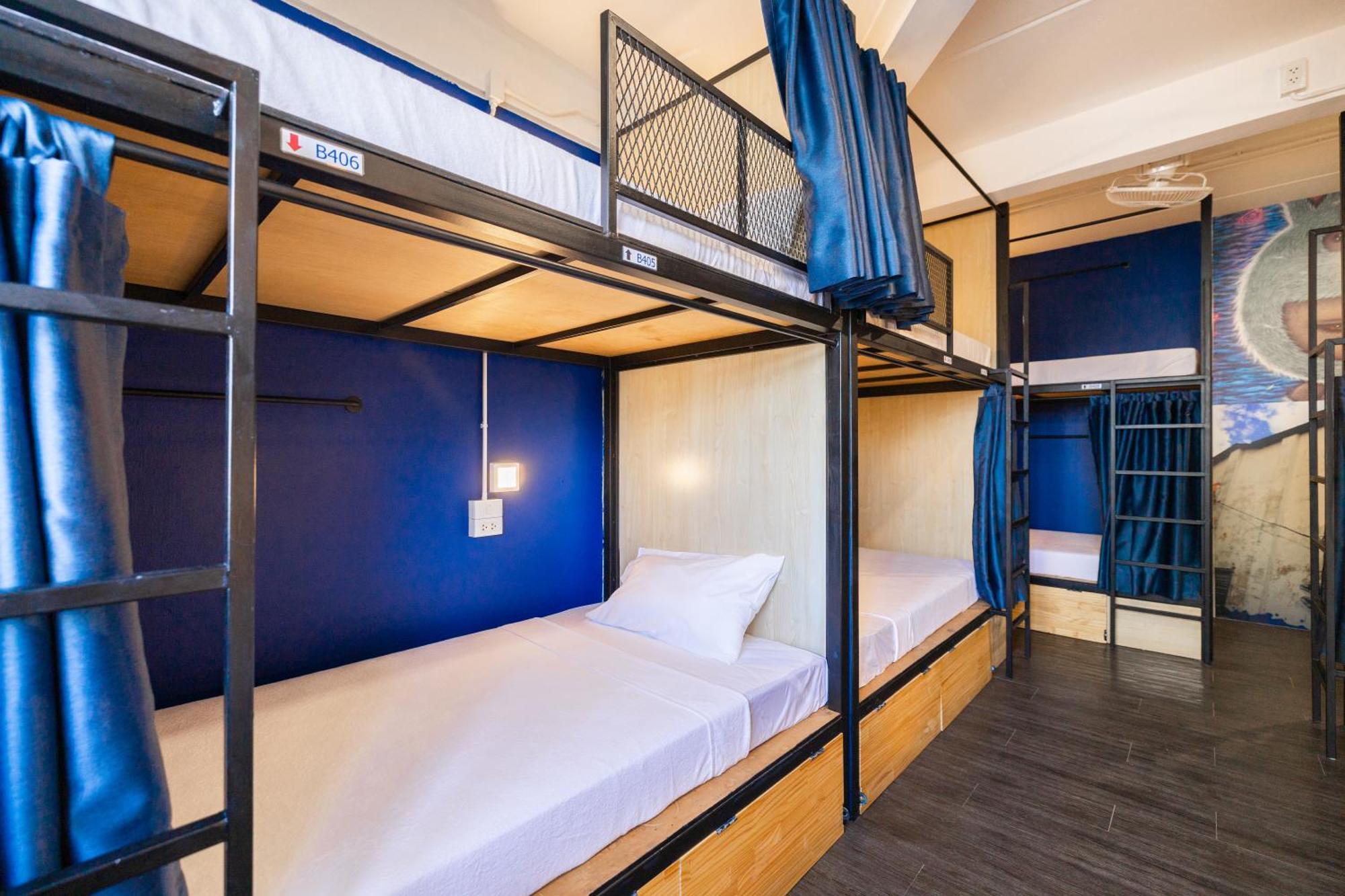Marco Polo Phuket Poshtel & Bistro Hostel Стая снимка
