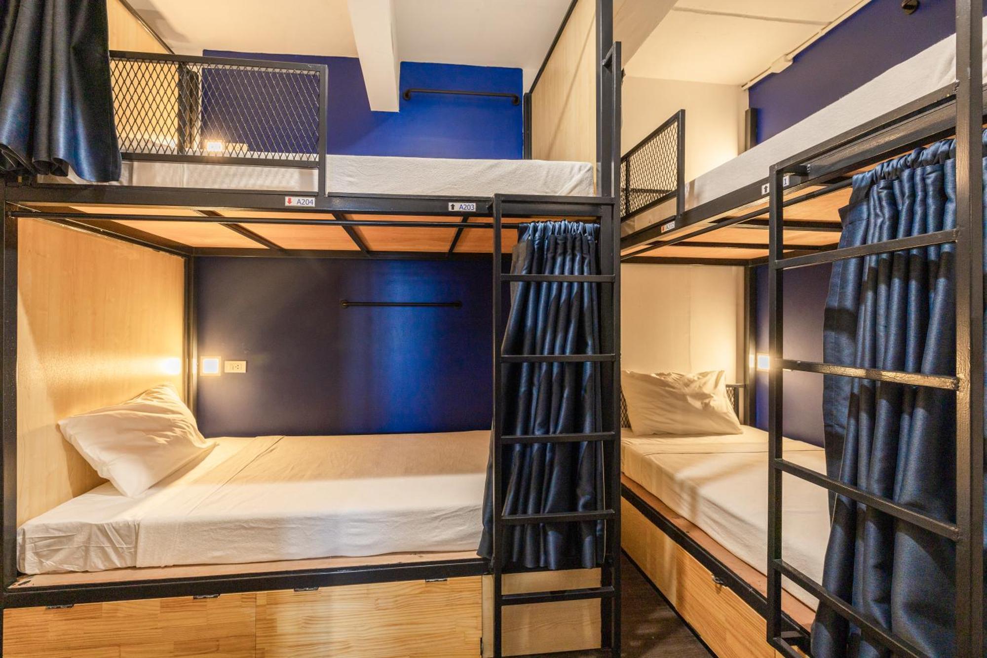 Marco Polo Phuket Poshtel & Bistro Hostel Стая снимка